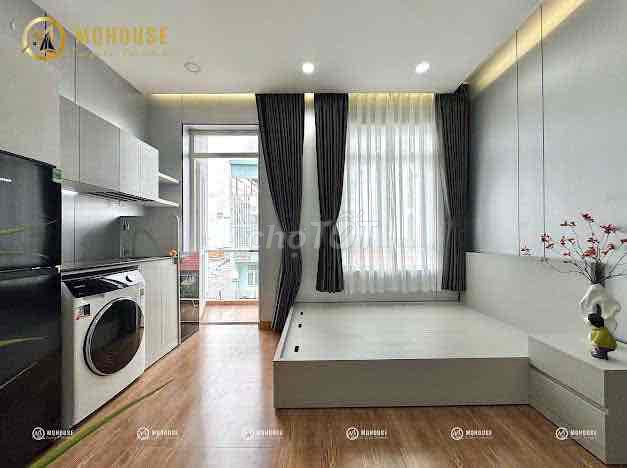 The apartment full interior has a convenient balcony over the hiflit-uth