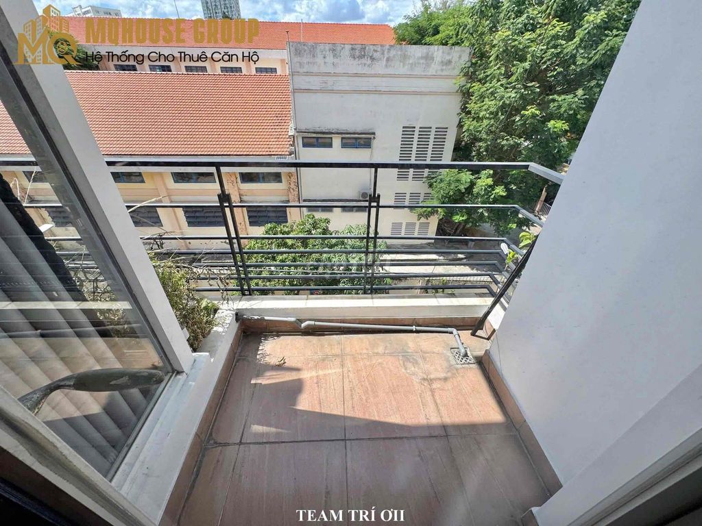 Renting a virtual space room near the University of Foreign Trade.