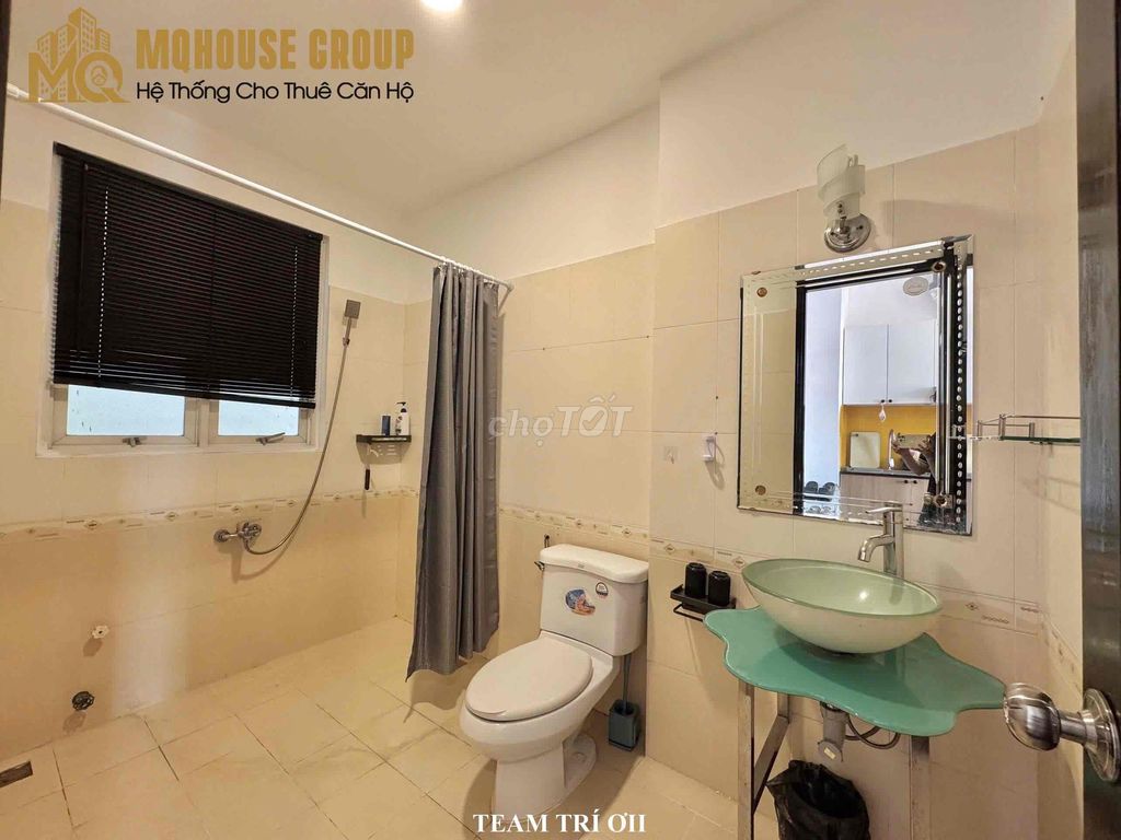 Renting a virtual space room near the University of Foreign Trade.