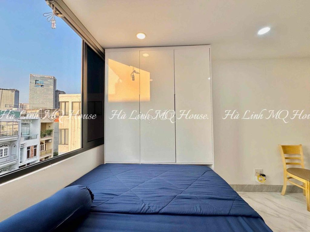 Rent the real-estate real room near Landmark81 District 1.