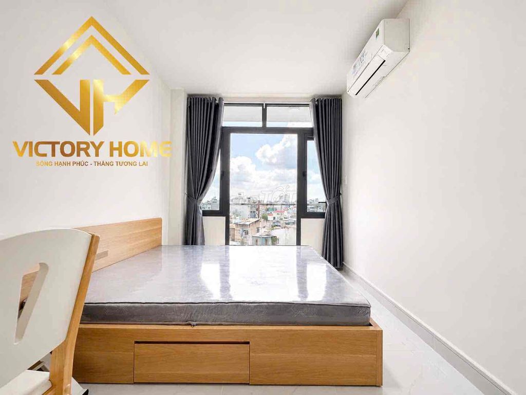 The balcony studio near the market.