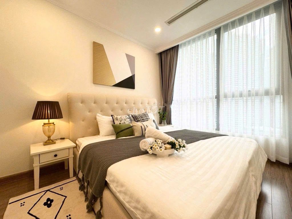The best price for renting The Botanica - 2 bedrooms costs 14 million a month, nice house.