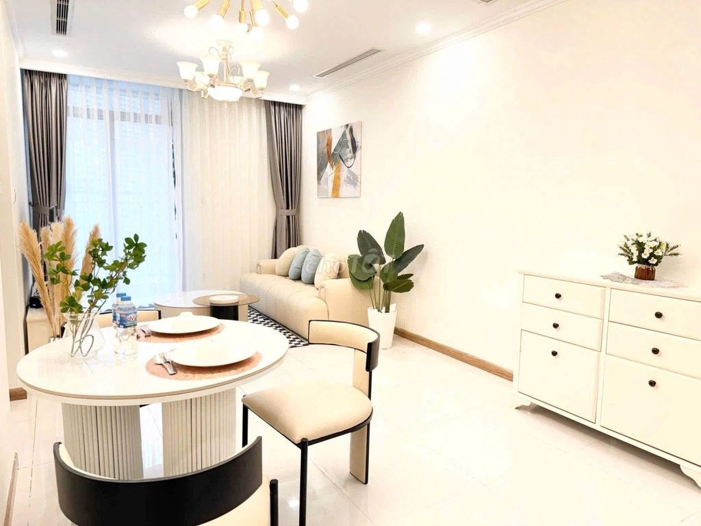 The best price for renting The Botanica - 2 bedrooms costs 14 million a month, nice house.