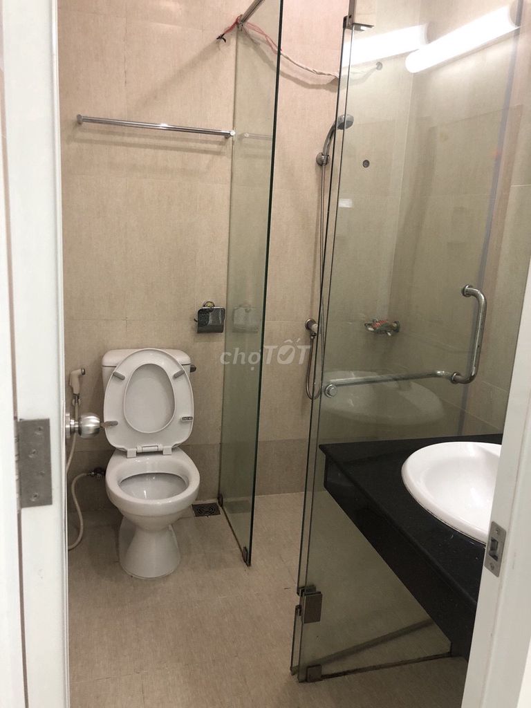 Hot! Cheap! C/ dwells Tara 8-to rent 2 bedrooms/8m2 near the German KTe-Ke.