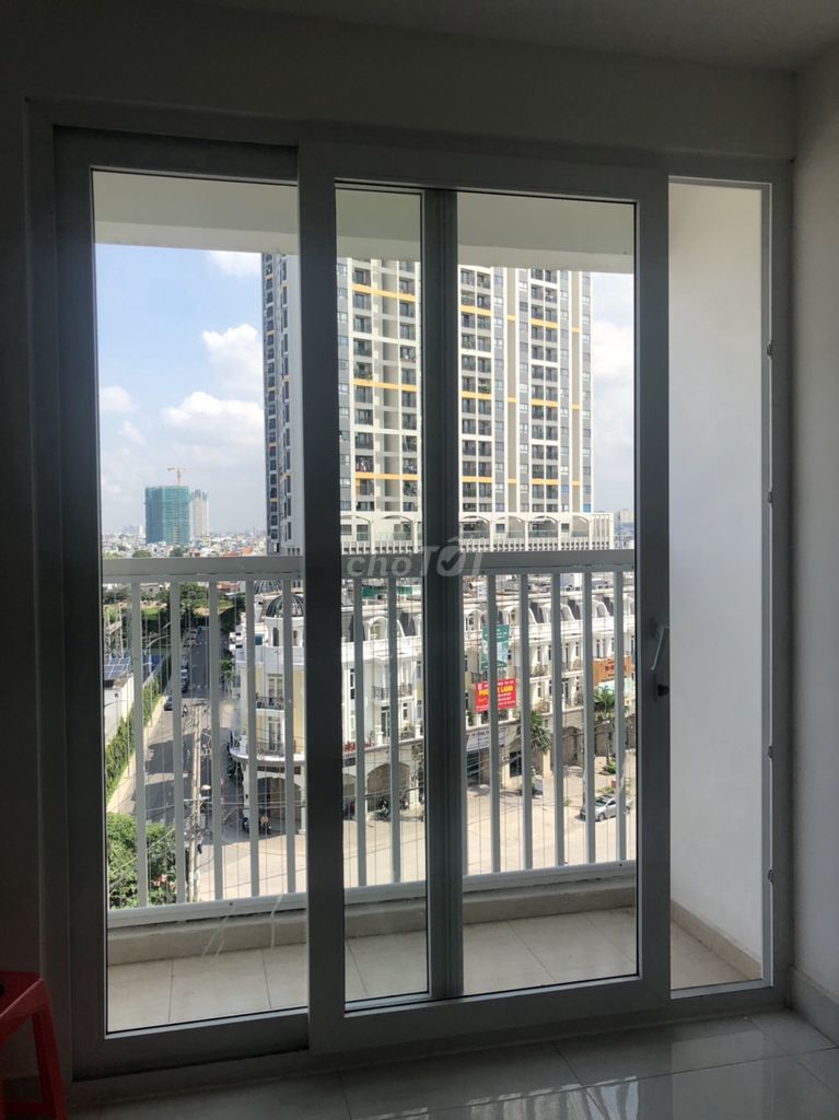 Hot! Cheap! C/ dwells Tara 8-to rent 2 bedrooms/8m2 near the German KTe-Ke.