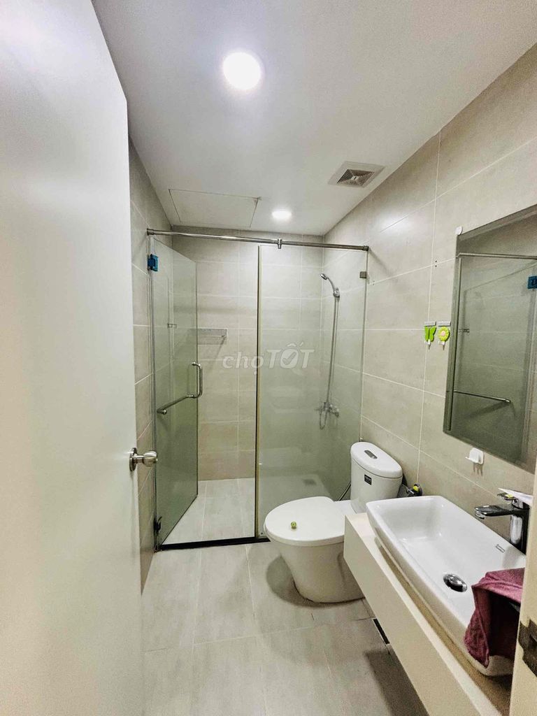 Central Premium package needs to rent a nice view house.