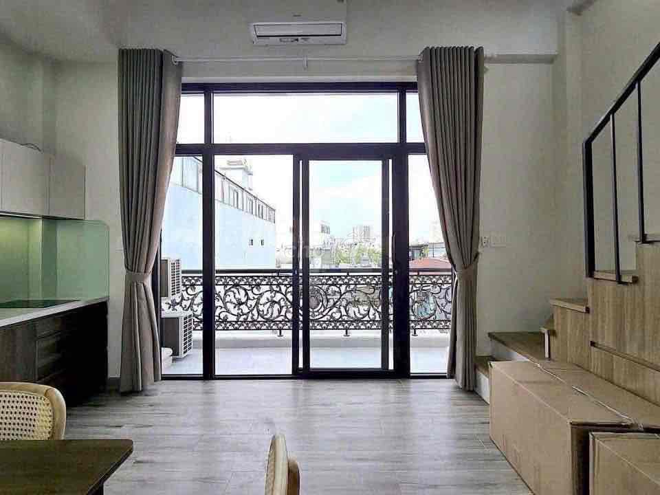 open up the basic new case of interior at the dedication college.