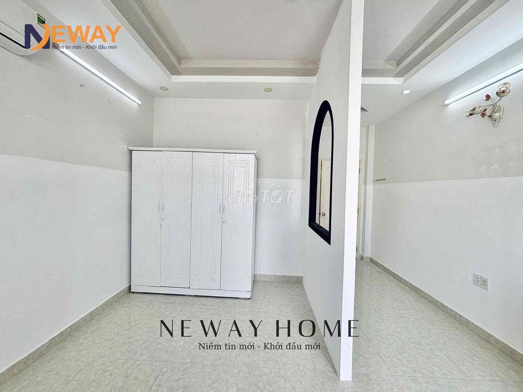 A big balconies-basin bedroom, which is basically new interior, near vhu.