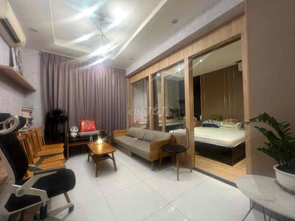 A rented bedroom, senior interior in District 7