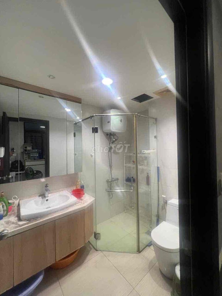 A rented bedroom, senior interior in District 7