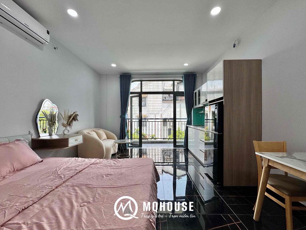 The luxury apartment is full of balconies right in the center of Tân Phú