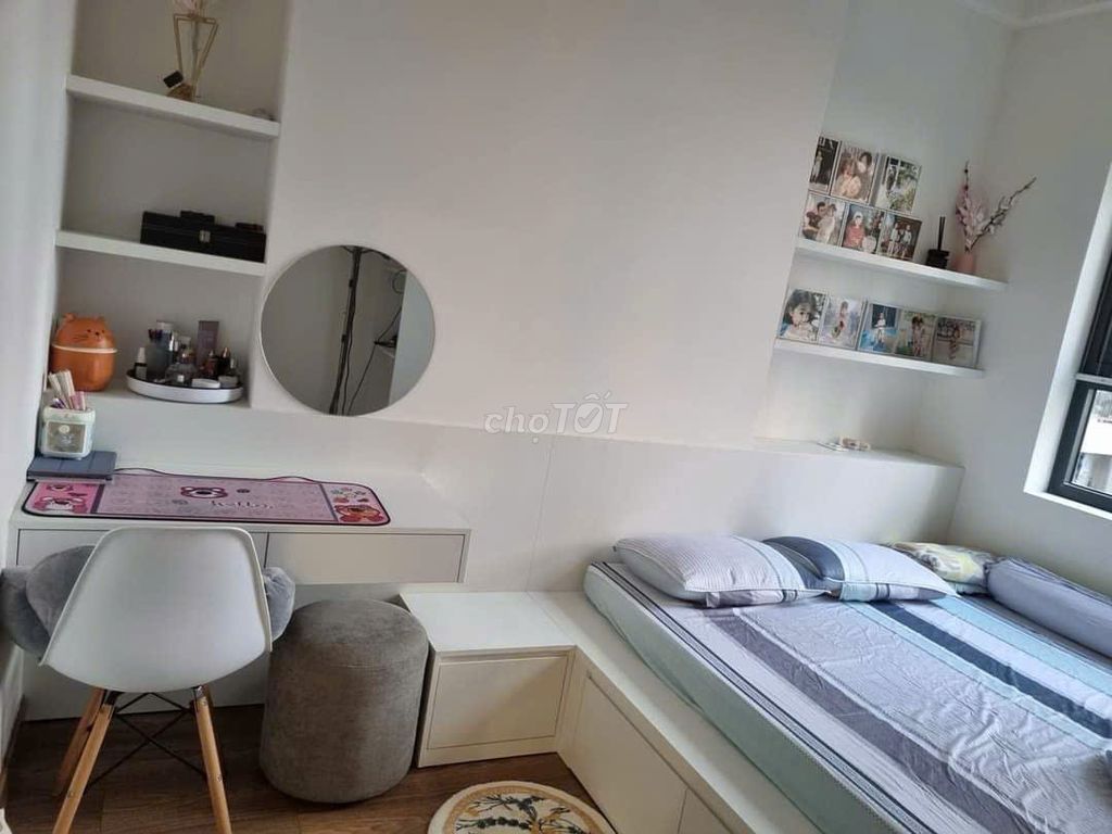 Rent the county 7 riverside 2 bedroom 13 million beautiful interiors, possible