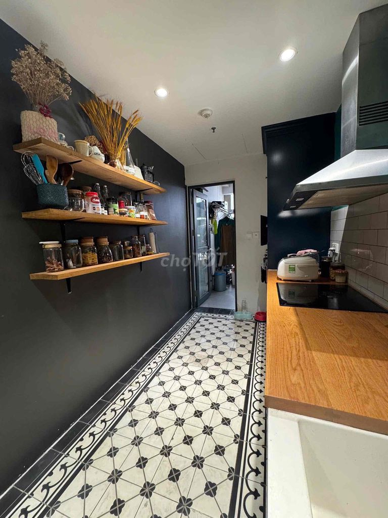 Rent Dupix 200 meters - 5 bedrooms, 4 toilets, EARC, complete advanced interior
