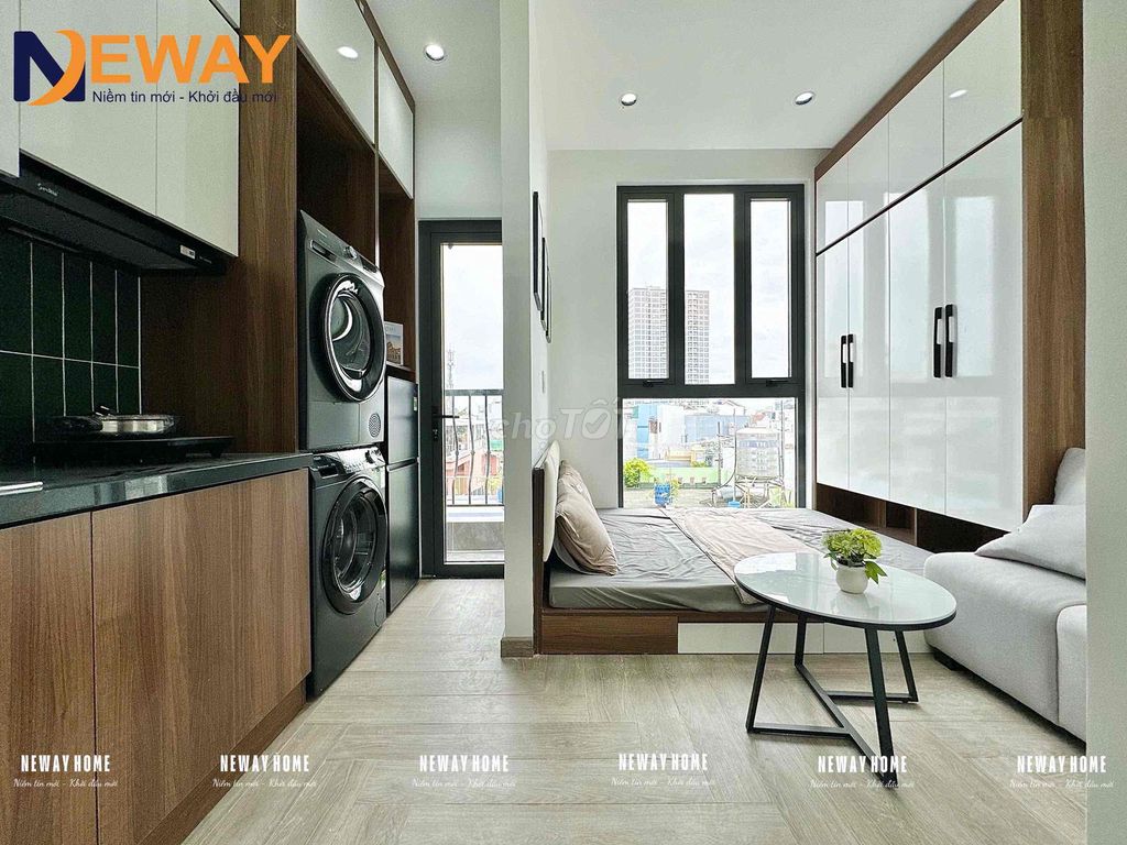 High-class service apartment - Full interior - just in the shower dress - pink pink