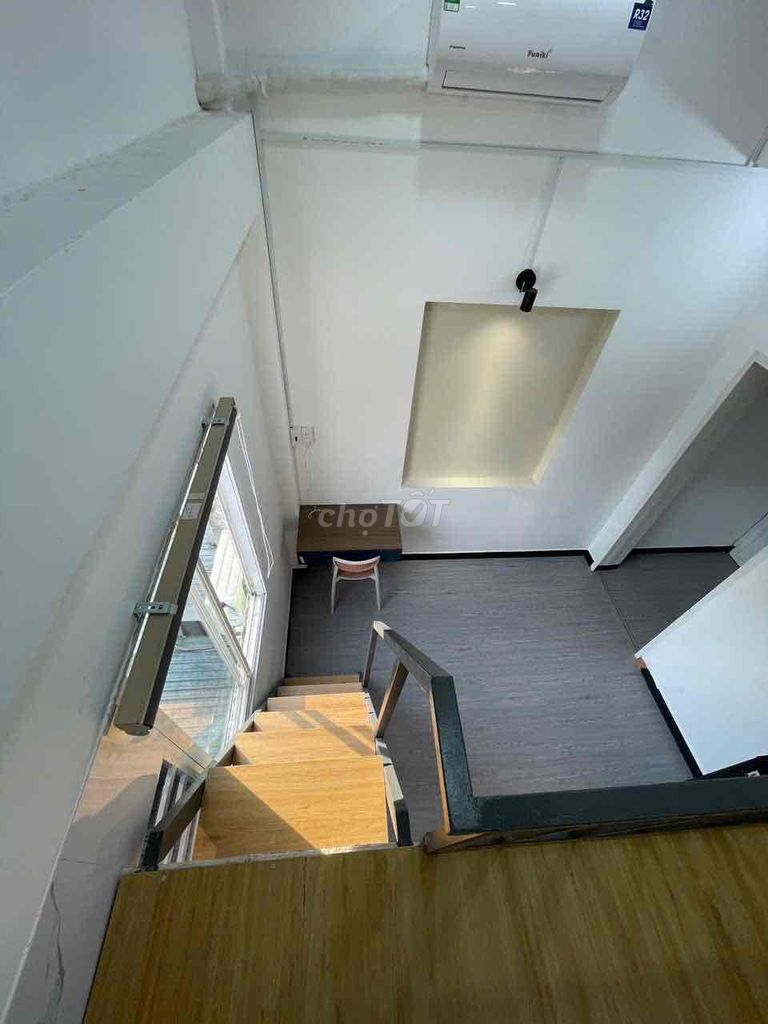 Next to ueh_Asen_bku_full interior of large suns and swift arms