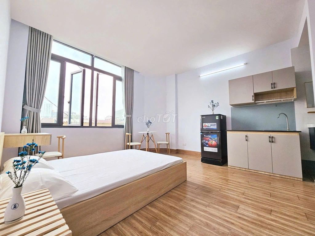 The new apartment built Lê Văn Sỹ near the sa-sa school is a $1.6 million comfortable.