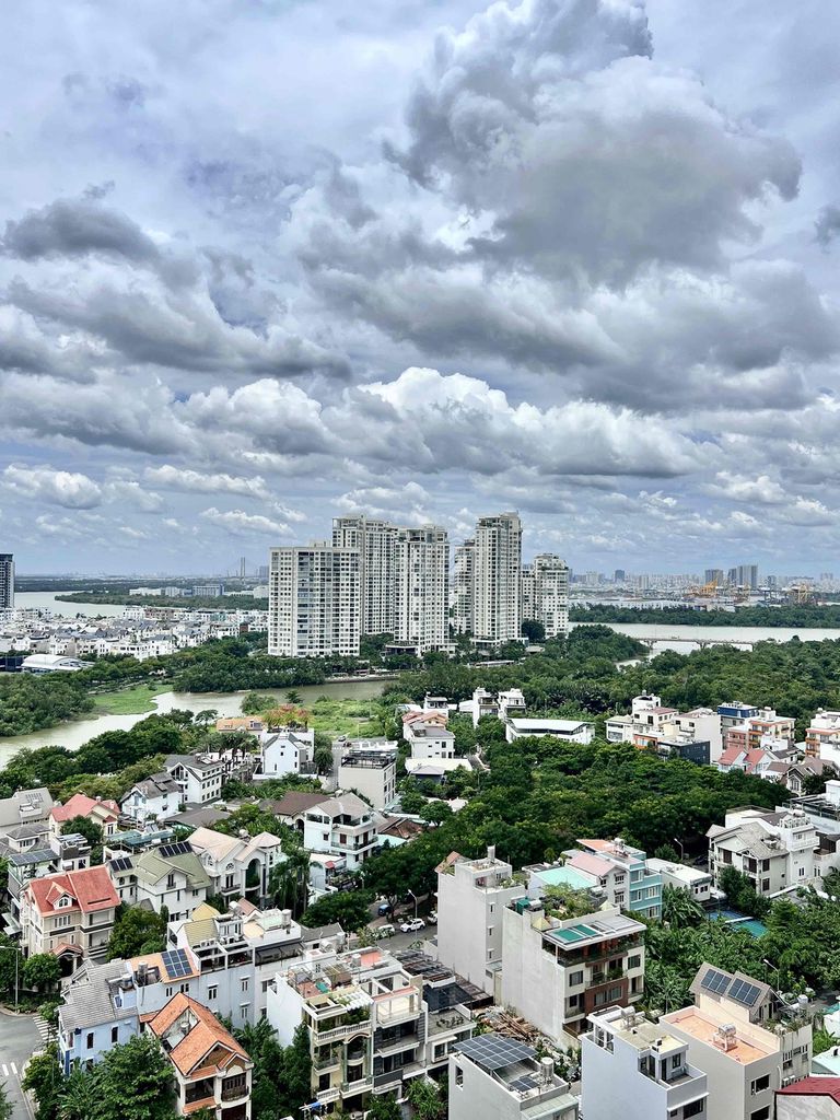 The Sun Avenue District 2 – 2 bedrooms, 2 Full Seven toilets, View Rivers. Only 16.5 million a month.