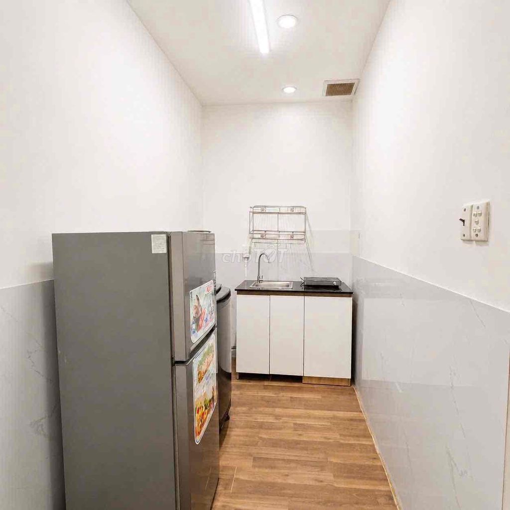 We'll rent two bedrooms, open and open for you and your sister.