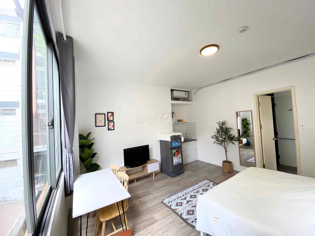 Nguyễn Thị Minh Khai District 1, window studio - full interior