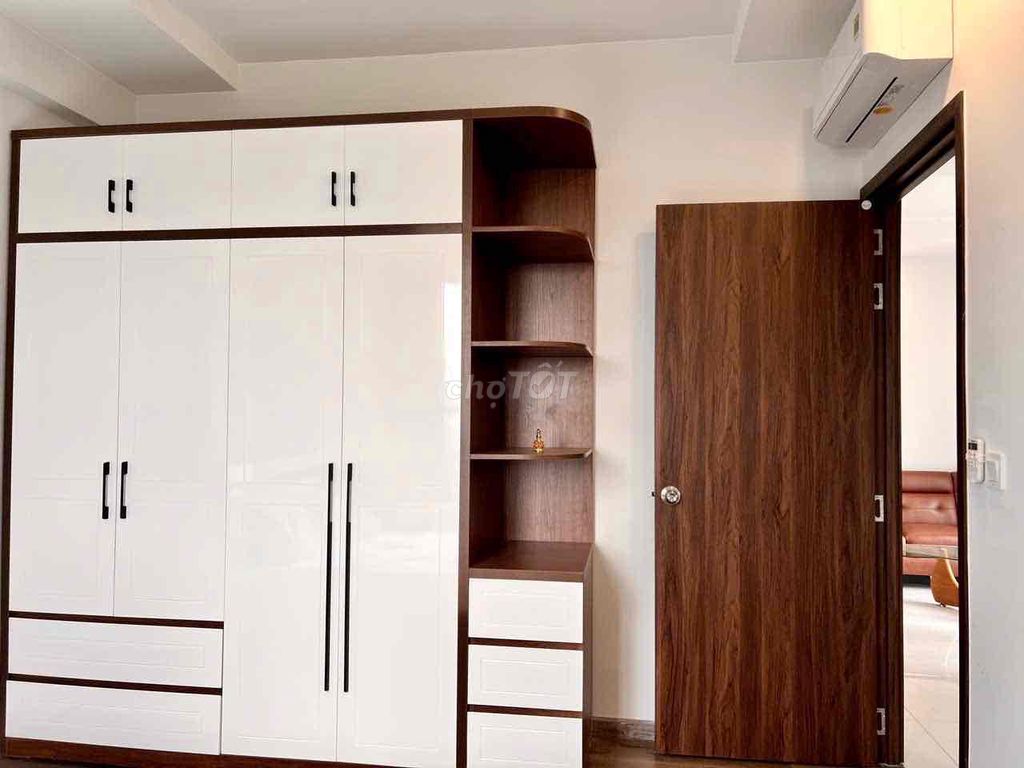 Bag for apartment The PegaSuite 2 . 8th District. One bedroom. Two bedrooms.