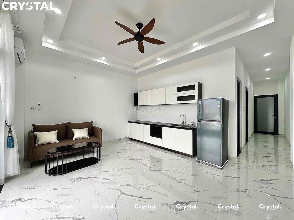 Room service one balcony/studio sky windows ful interior machine wide-salt area