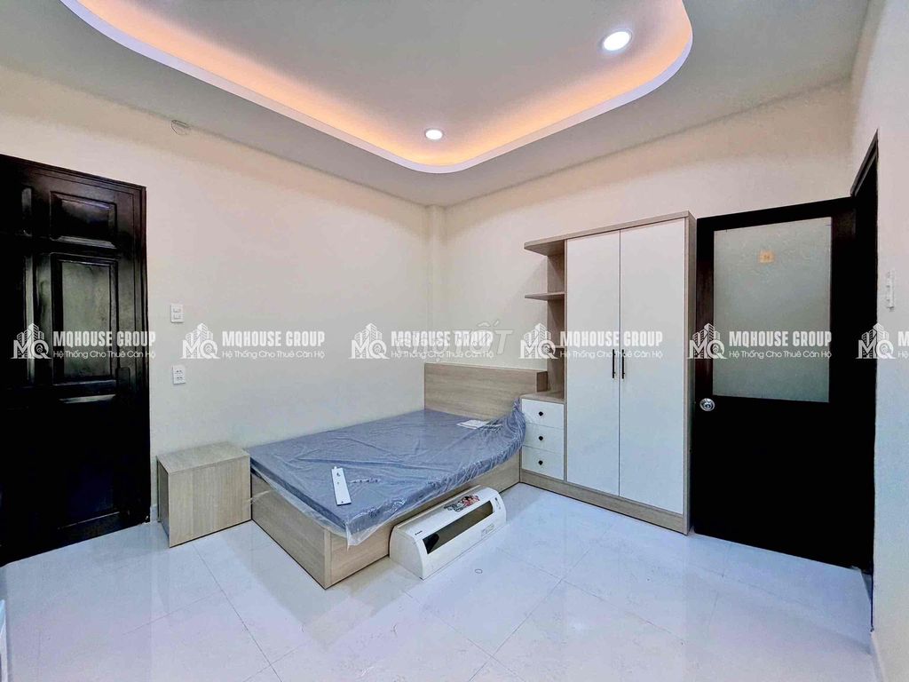 The new apartment opens the air window. The washing machine closes to the crash 4 Phú Nhuận