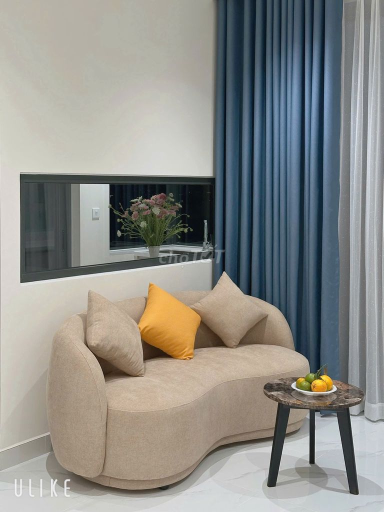 Renting apartment D - Aqua (2001).