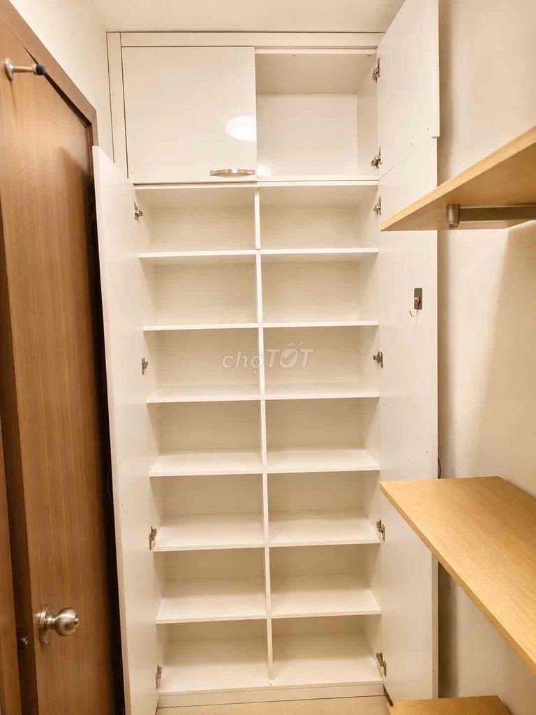 - Need to rent it in quick - clear for apartment 3 bedroom Park 6