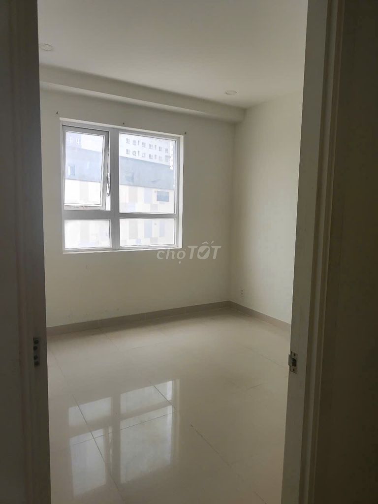 Rent Topaz Elite-- 2 bedroom 2 toilets, 10 and a half million.