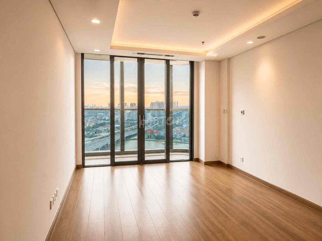 Vinhomes Central Park_V rented four bedrooms in Landmark 81.