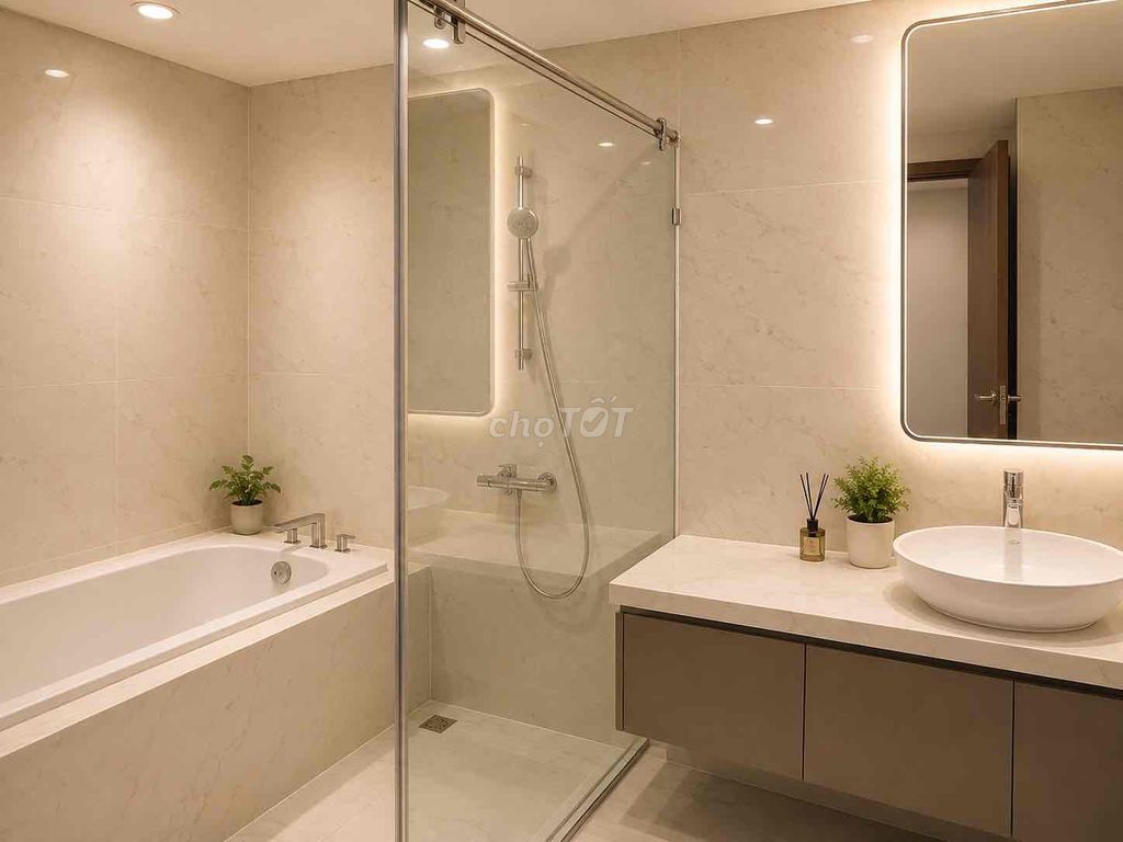 Vinhomes Central Park_V rented four bedrooms in Landmark 81.