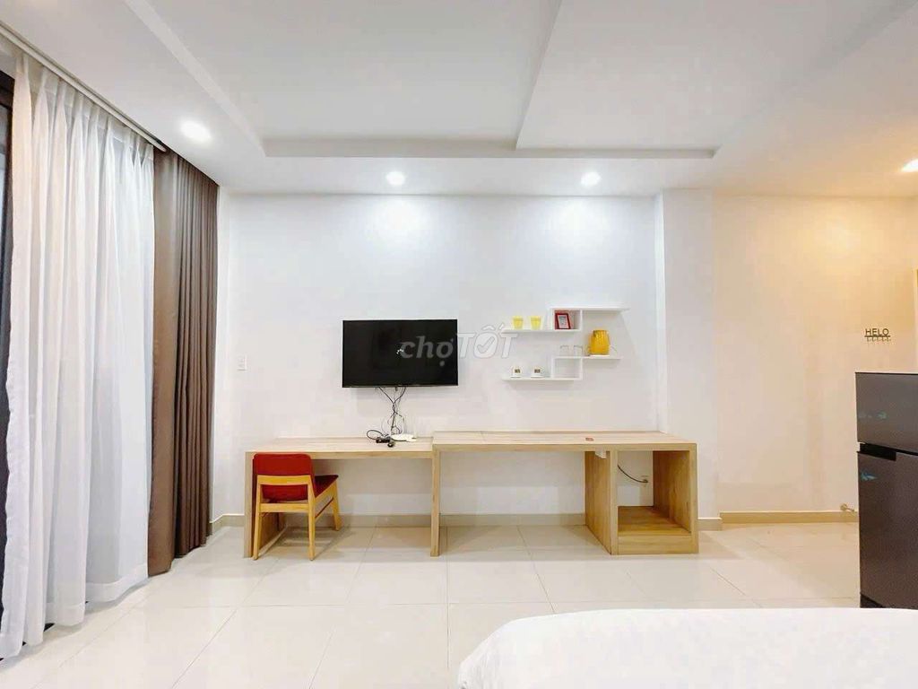 High - ranking apartment full balcony furniture Calmette Bridge, via nttu,ulaw 5 p