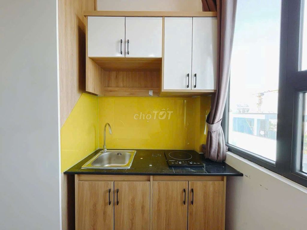 High - ranking apartment full balcony furniture Calmette Bridge, via nttu,ulaw 5 p