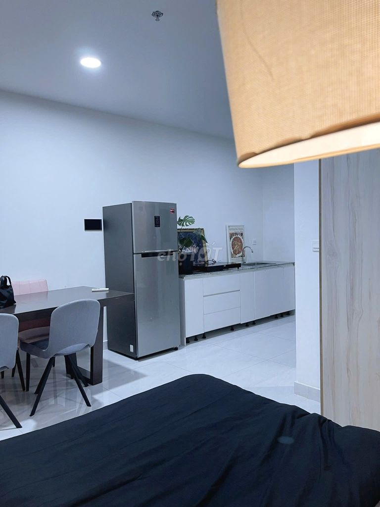 Rent all apartments Sunrise Riverside enough furniture, in place