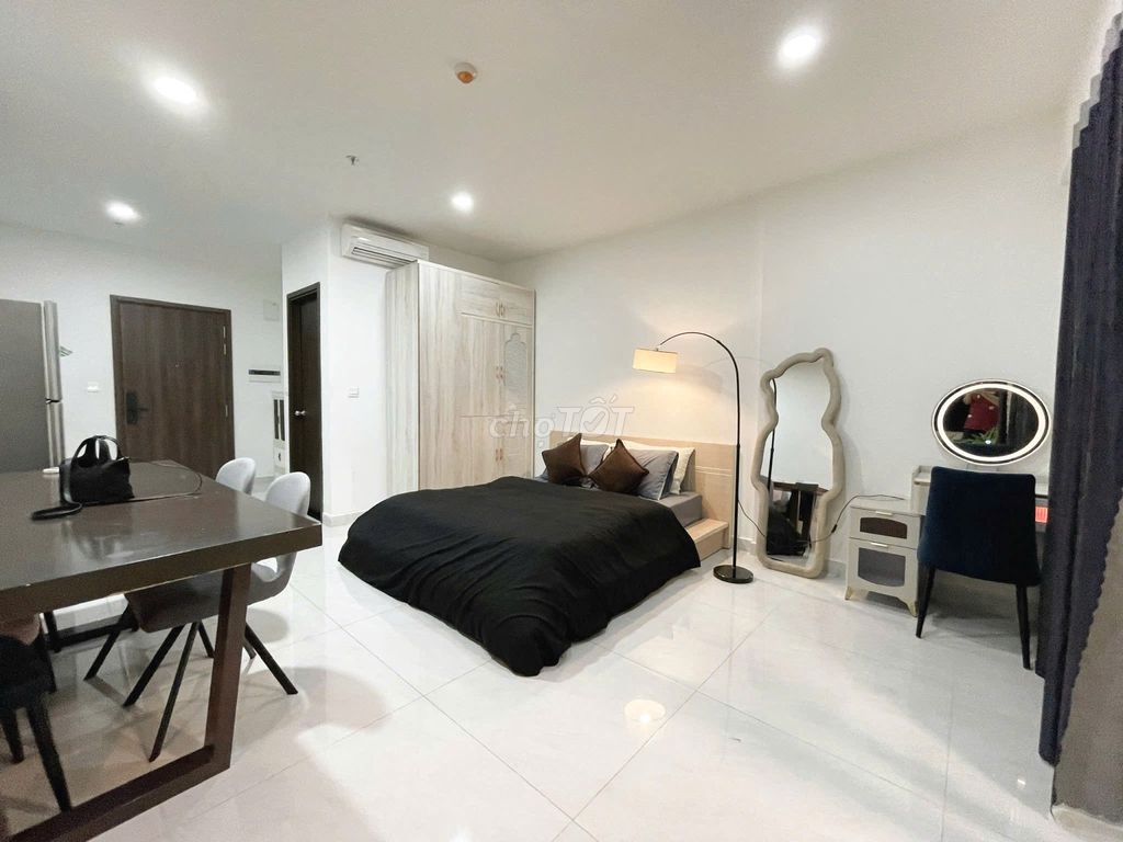 Rent all apartments Sunrise Riverside enough furniture, in place
