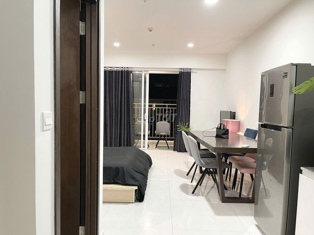 Rent all apartments Sunrise Riverside enough furniture, in place