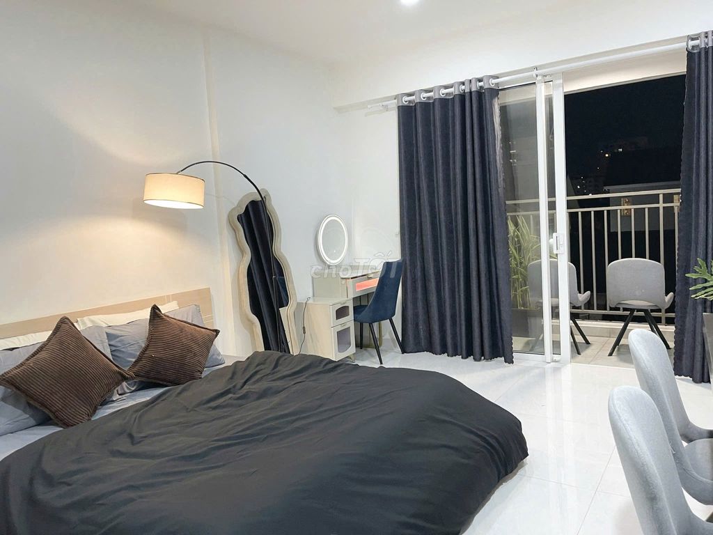 Rent all apartments Sunrise Riverside enough furniture, in place