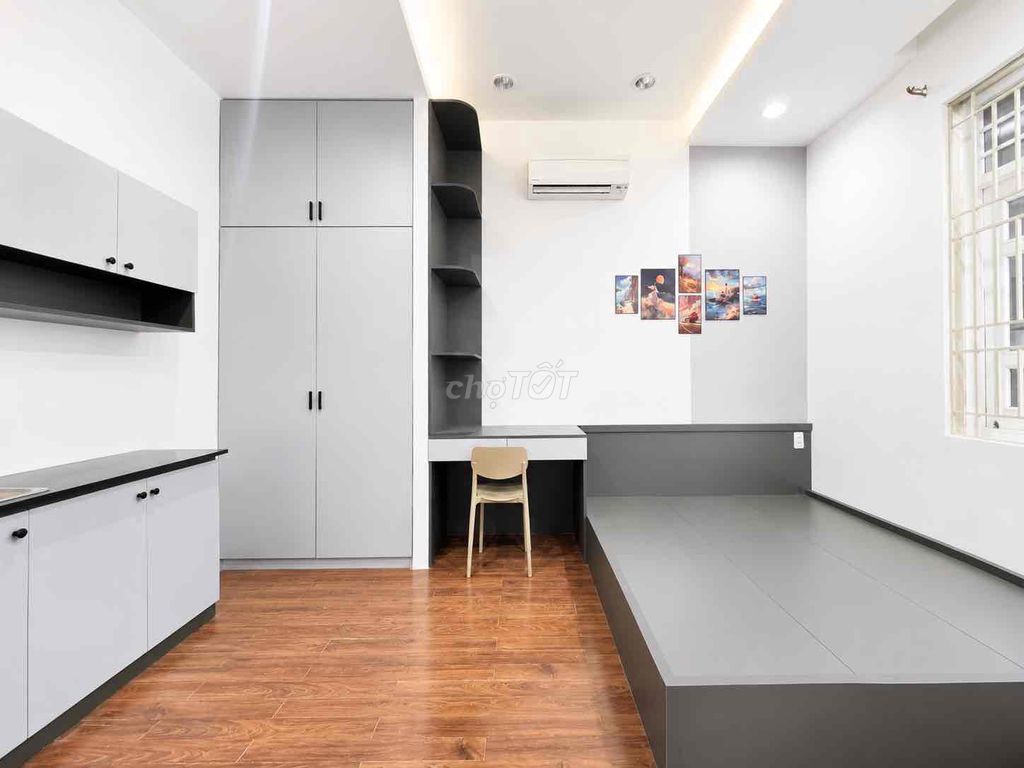 Rent a new service apartment.