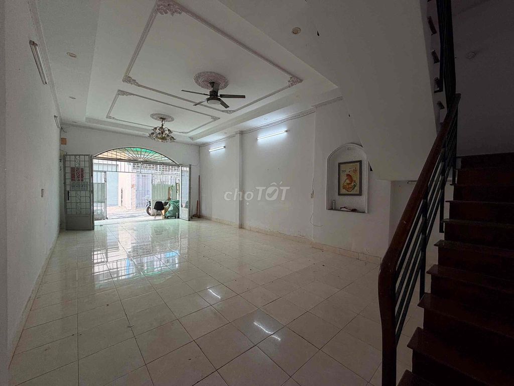 A 100-foot-a-half-mile-long cash home for renting 15 ts.