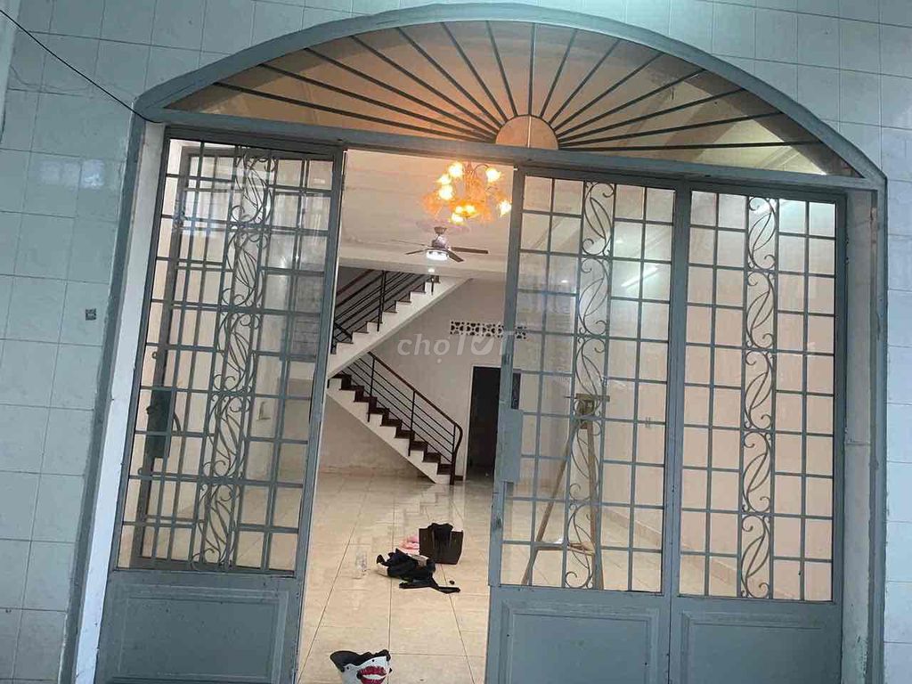 A 100-foot-a-half-mile-long cash home for renting 15 ts.