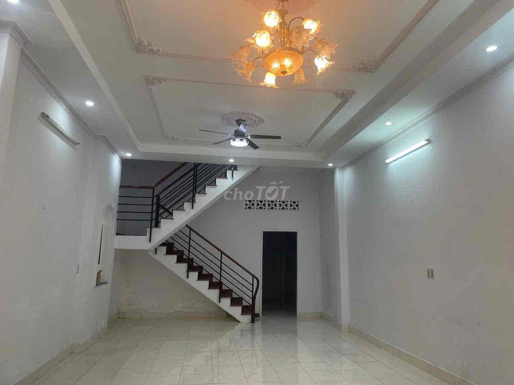 A 100-foot-a-half-mile-long cash home for renting 15 ts.