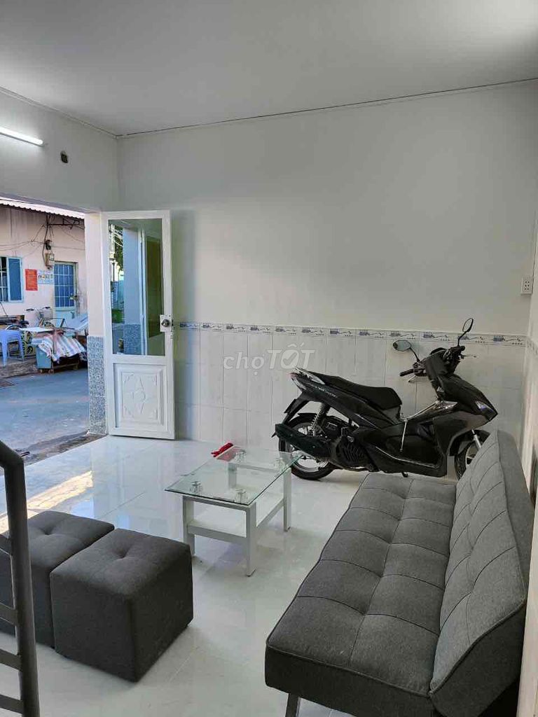 Rent the original building 3.5 million- -2 bedrooms, 2 air conditioning, near open university.