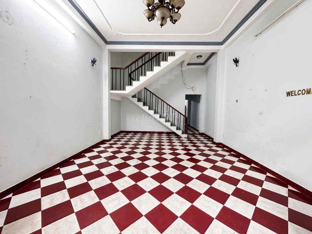 Rent an entire apartment at 2 Lê Văn Việt.