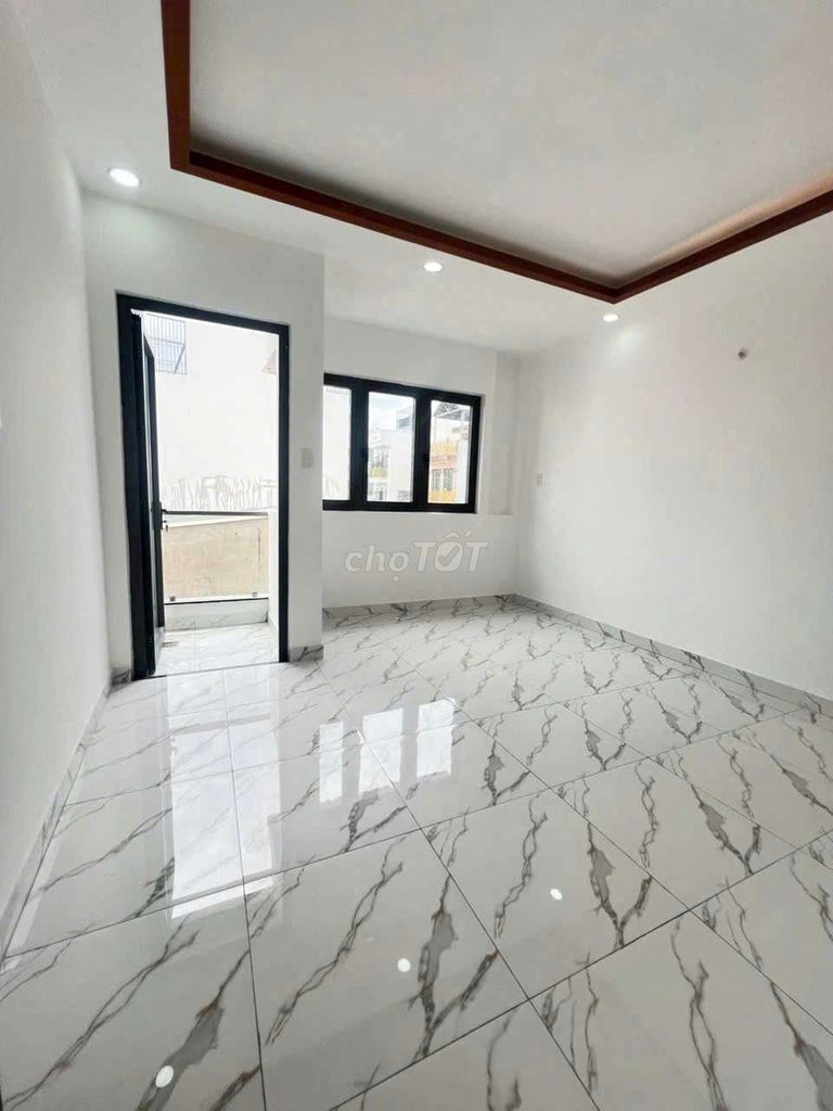 It's near the Lê Văn Quới.14 million. Four.
