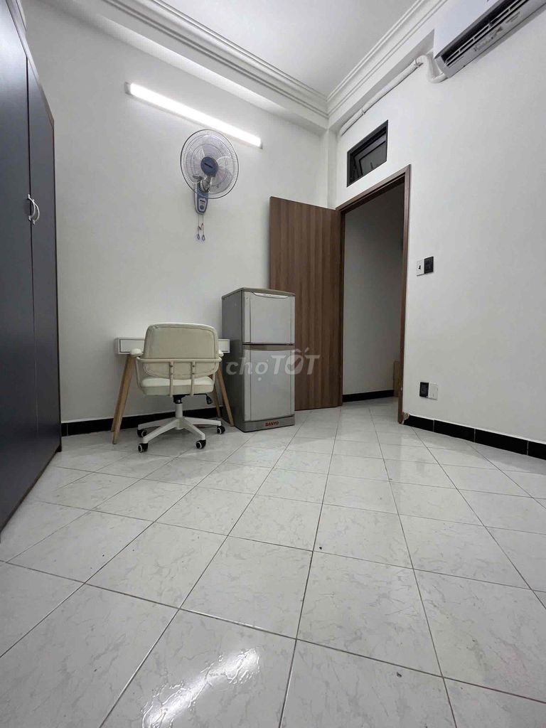 The studio walks through ueh base B