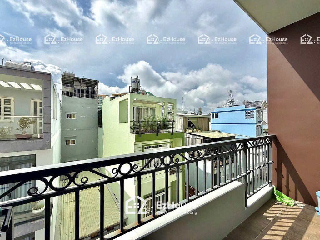 Trần Tấn Tân Phú balcony studio - full free car
