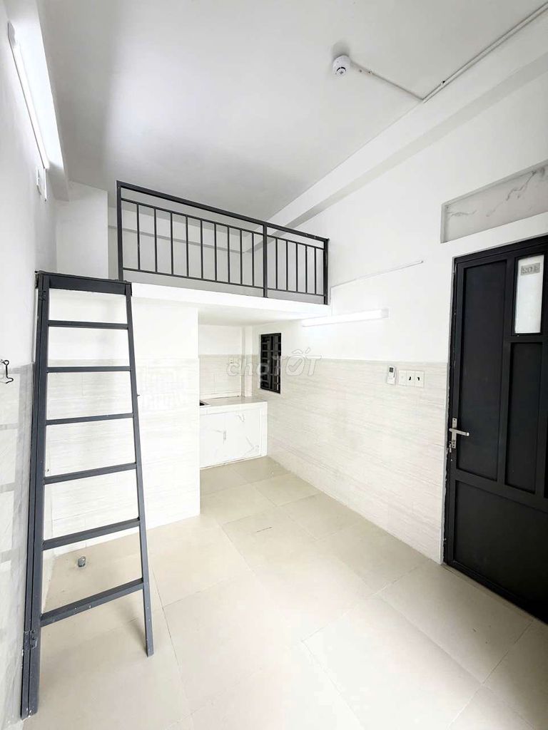 We'll rent a bilge balconies right here at the university.