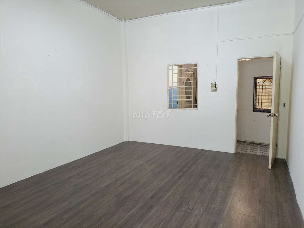 Our own two bedrooms near tsn airport, British Psychiatric Hospital, and hvt Park.