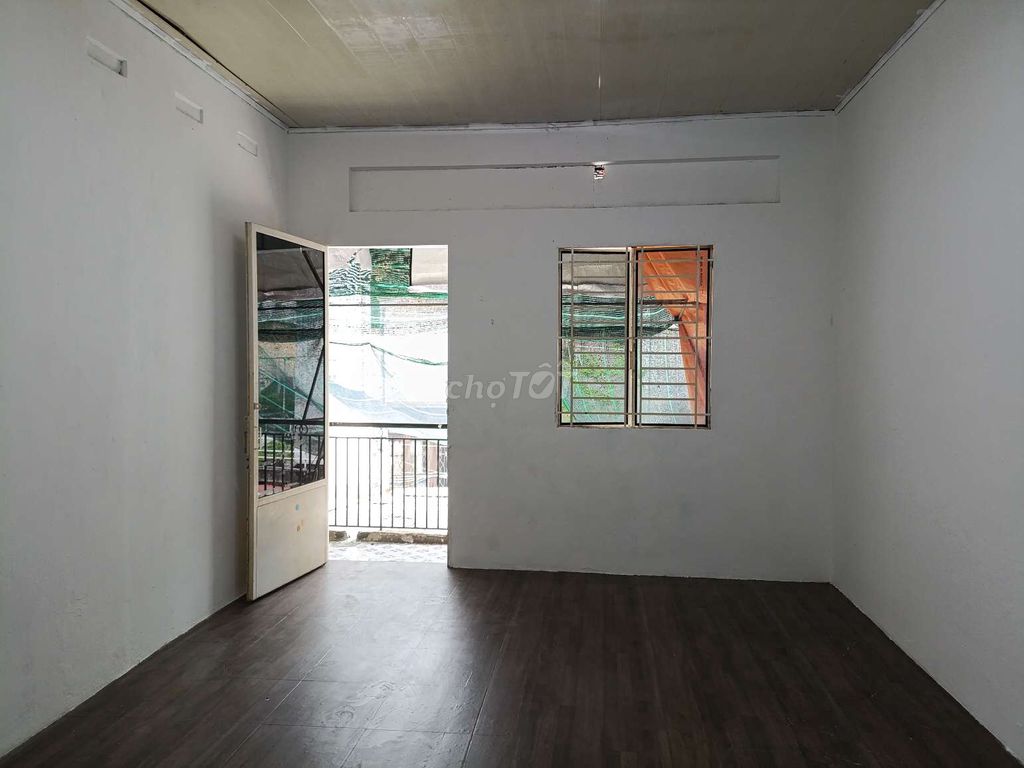 Our own two bedrooms near tsn airport, British Psychiatric Hospital, and hvt Park.