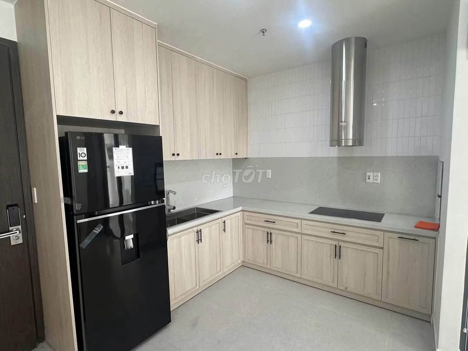 Rent Carillon 2,Trịnh Đình Thảo, new house, 2 bedrooms for 11 million a month.